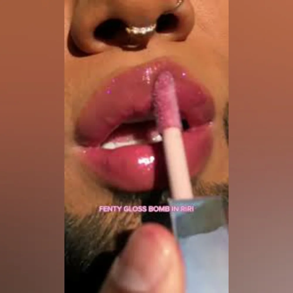 ❣Fall Lip Need❣BNIB FENTY Fullsize RIRI Gloss Bomb Lip Luminizer Lipgloss!$23Ret